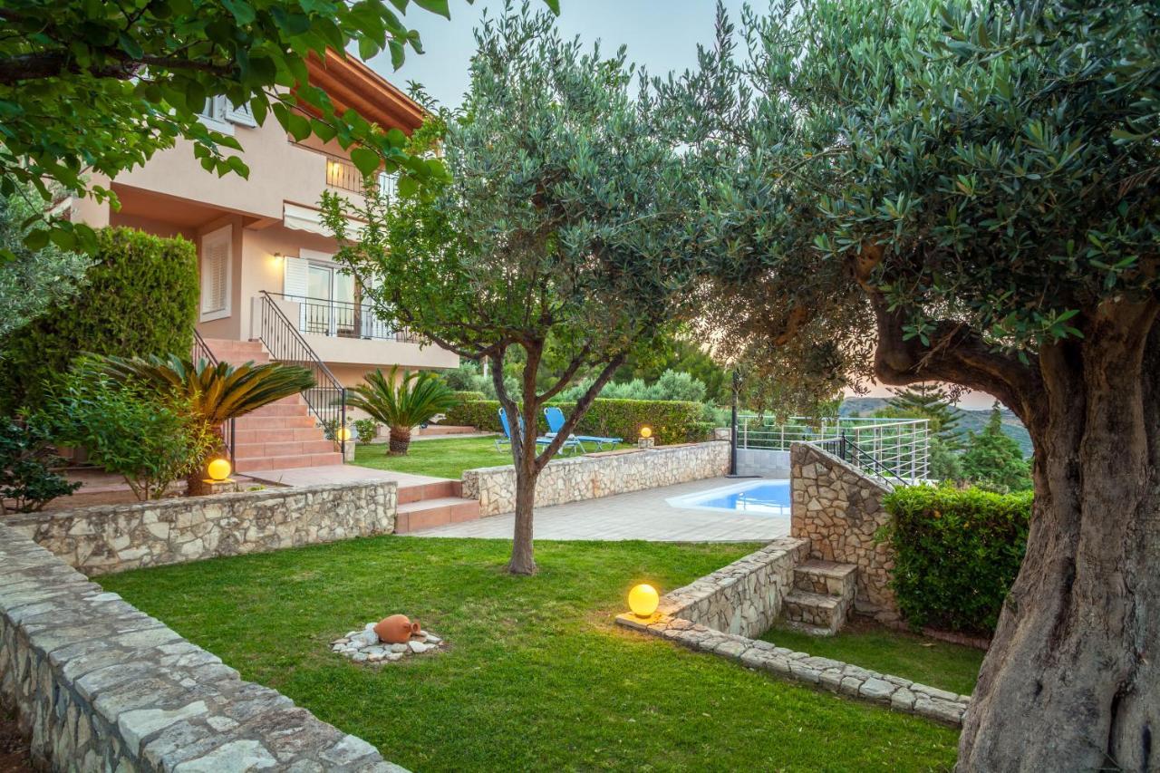 Panorama Traditional House With Private Pool Rodhiá Exteriér fotografie